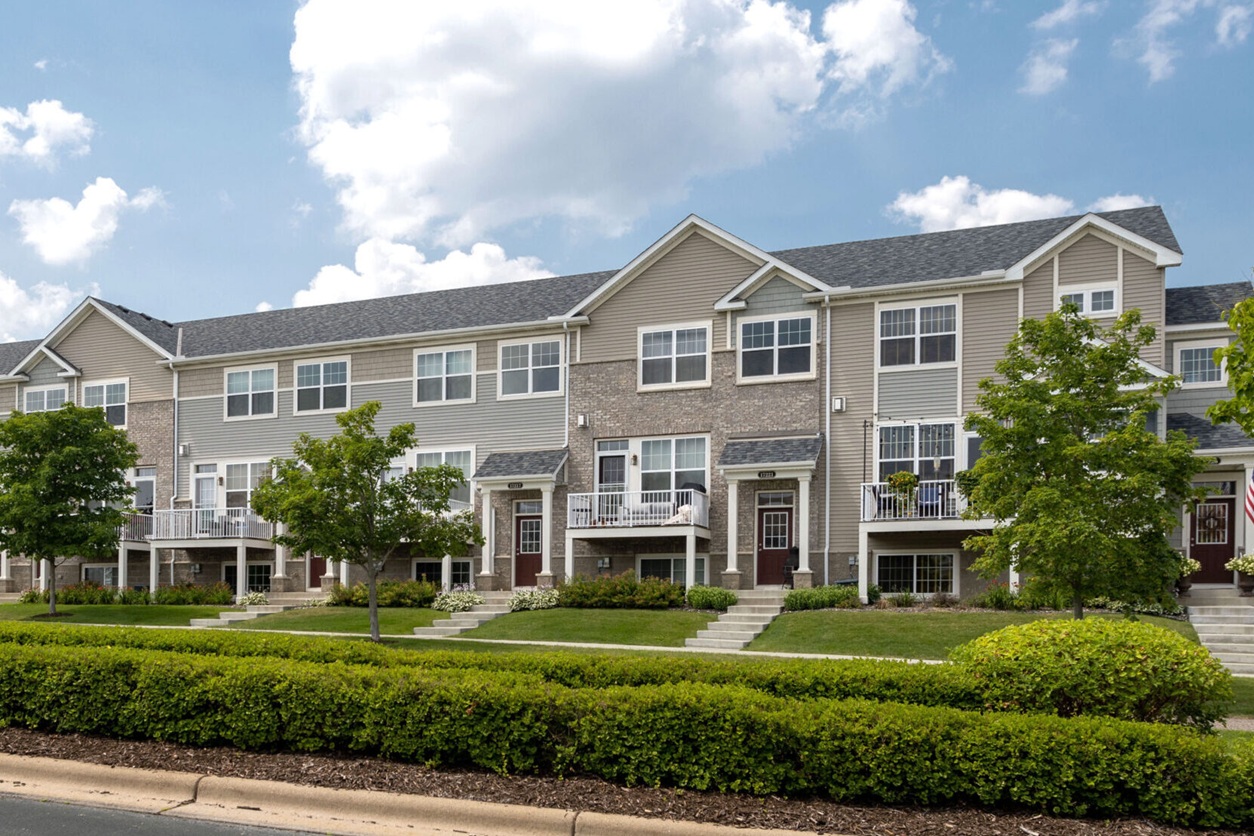 Multifamily Home Vinyl Siding Minnesota Exteriors Commercial 1 Gg