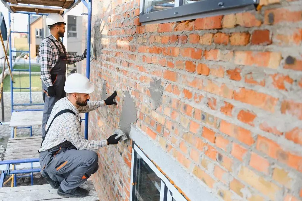 How to Choose a Reliable Siding Contractor cover